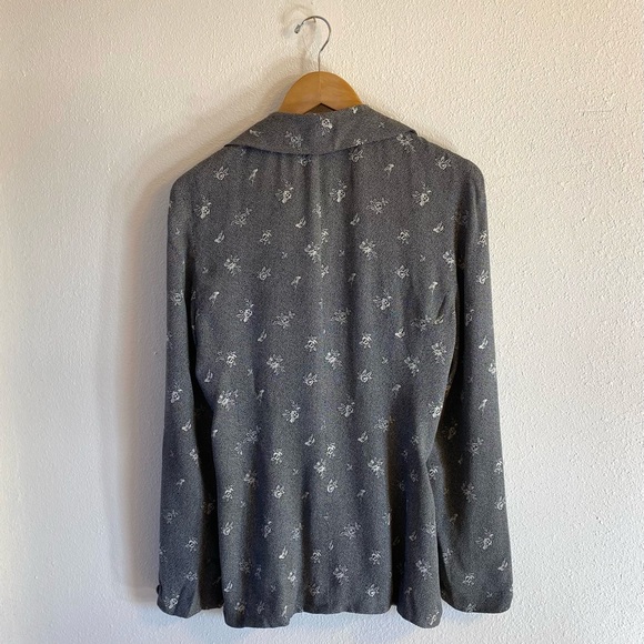 Vintage 90s Black & White Floral Flowy Blazer Size 6 - Picture 4 of 4